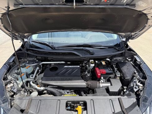 Used 2023 Nissan Rogue SV FWD image 13