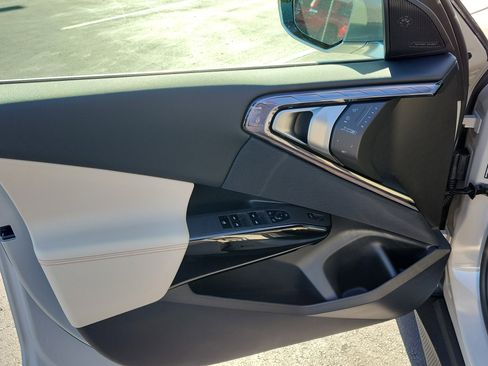 New 2026 BMW X3 xDrive30 w/ Premium Package image 13