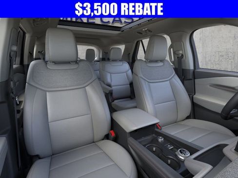 New 2026 Ford Explorer Active image 10