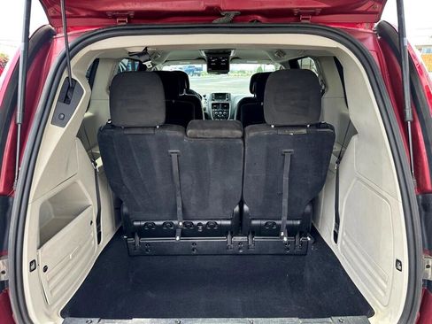 Used 2015 Dodge Grand Caravan SXT w/ UConnect Hands-Free Group image 15