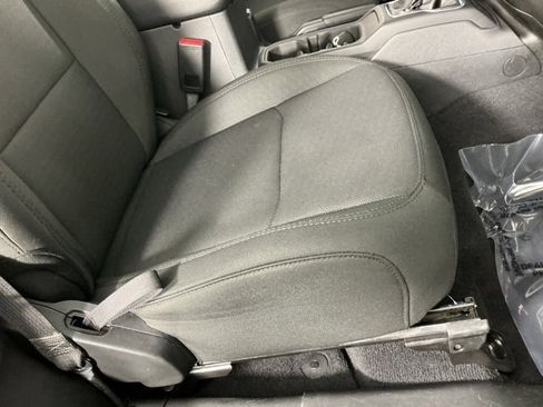 Used 2023 Jeep Wrangler Sport S image 15