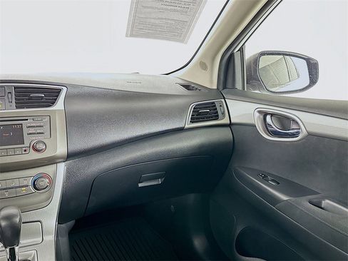Used 2014 Nissan Sentra SR w/ SR Driver Package image 18