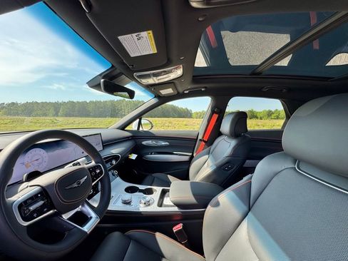 New 2026 Genesis GV70 2.5T Sport Prestige AWD/4WD image 19