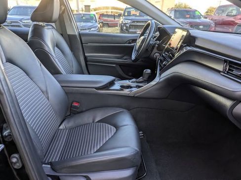 Used 2024 Toyota Camry SE image 29
