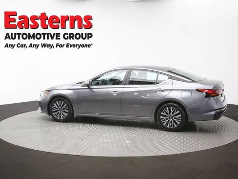 Used 2023 Nissan Altima 2.5 SV w/ SV Premium Package FWD image 62