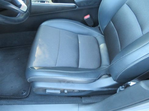 Used 2018 Honda Accord Sport image 11