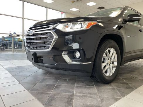 Used 2020 Chevrolet Traverse LT w/ LPO, Floor Liner Package image 16
