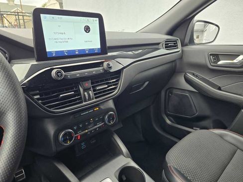 Used 2023 Ford Escape ST-Line Select image 20