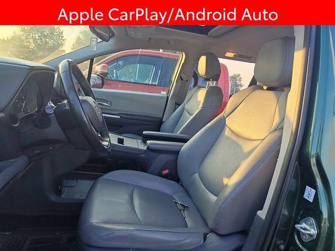 Used 2021 Toyota Sienna XLE AWD/4WD image 6