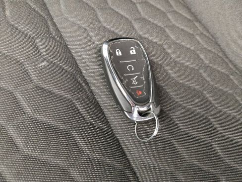 Used 2019 Chevrolet Equinox LT FWD image 32