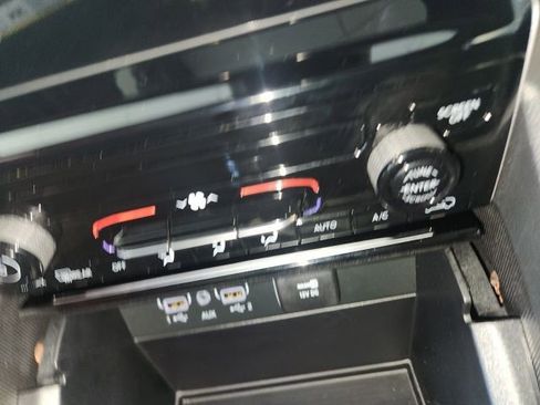 Certified 2024 Jeep Grand Cherokee Laredo X RWD image 37
