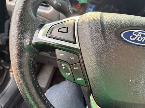 Used 2024 Ford Edge SEL AWD/4WD image 15