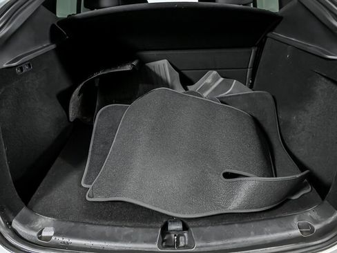 Used 2023 Tesla Model Y Long Range image 13