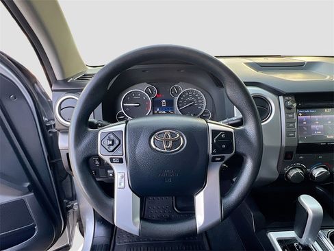 Used 2015 Toyota Tundra SR5 image 11