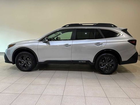 Used 2022 Subaru Outback Onyx Edition XT AWD/4WD image 3