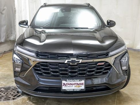 New 2026 Chevrolet Trax RS w/ Driver Confidence Package image 5