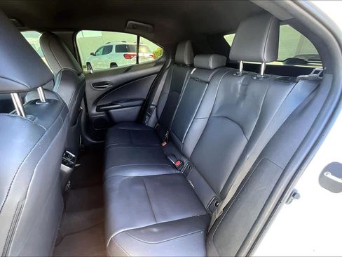 Used 2022 Lexus UX 200 w/ Accessory Package (Z1) FWD image 19
