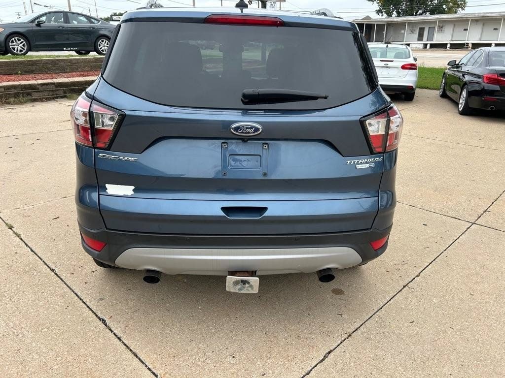 Used 2018 Ford Escape Titanium AWD/4WD image 4