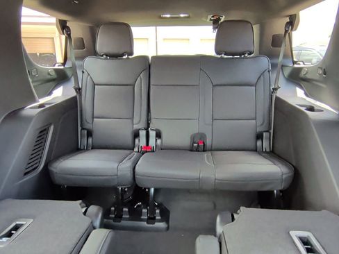 New 2026 GMC Yukon Denali w/ Sun & Power Step Package image 40