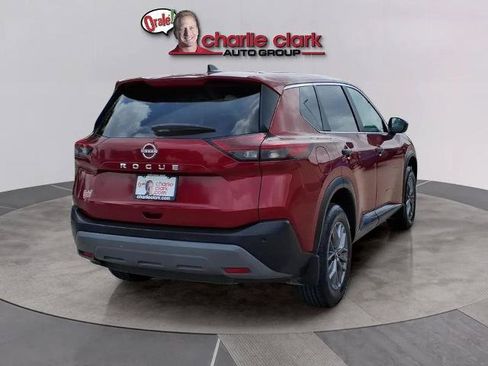 Certified 2023 Nissan Rogue S FWD image 5