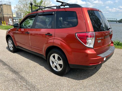 Used 2010 Subaru Forester 2.5X image 3