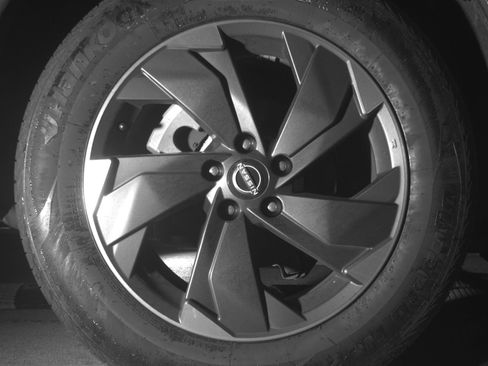 Used 2025 Nissan Rogue SV image 15