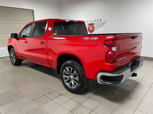 Used 2023 Chevrolet Silverado 1500 LT AWD/4WD image 4