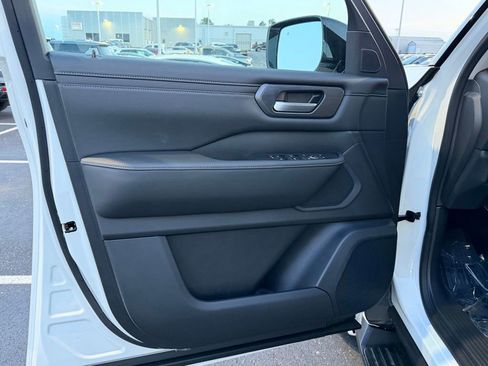 New 2026 Nissan Armada SV RWD image 12