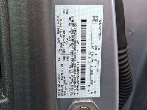Certified 2022 Ford Escape SEL w/ SEL Stealth AWD Package image 27