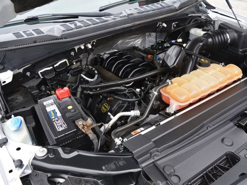 Used 2016 Ford F150 XL w/ XL Power Equipment Group image 28