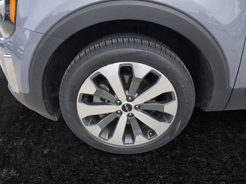 Used 2022 Kia Telluride EX w/ EX Premium Package FWD image 29