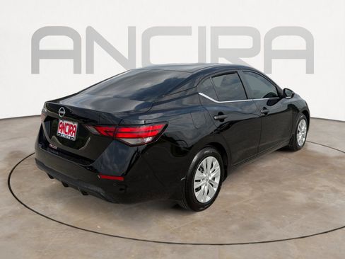 Used 2025 Nissan Sentra S FWD image 11