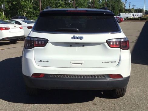Used 2025 Jeep Compass Limited AWD/4WD image 4