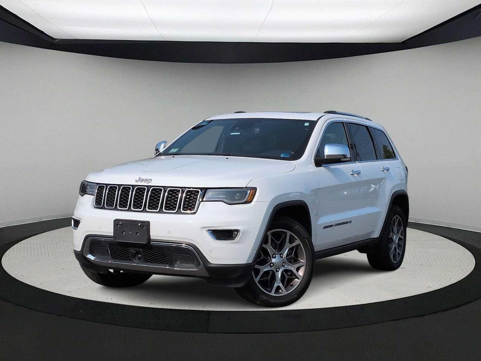 Used 2022 Jeep Grand Cherokee Limited w/ Tech Group AWD/4WD image 1