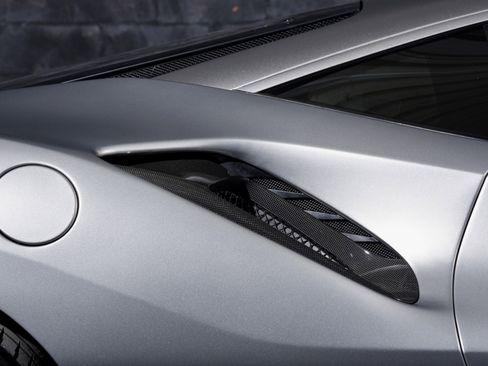 Used 2020 Ferrari 488 Pista Coupe image 19