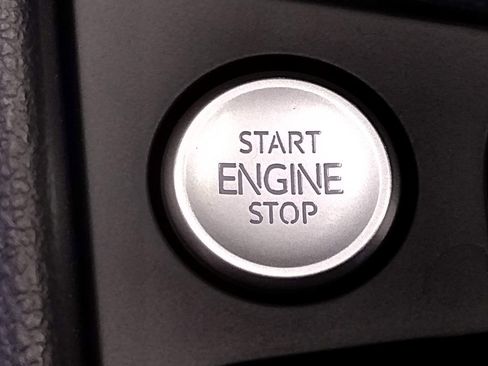 New 2026 Volkswagen Jetta SE image 30