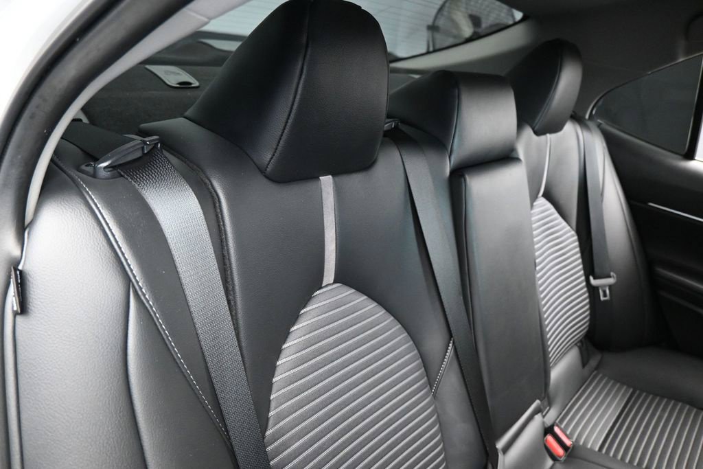 Used 2024 Toyota Camry SE w/ Convenience Package FWD image 34