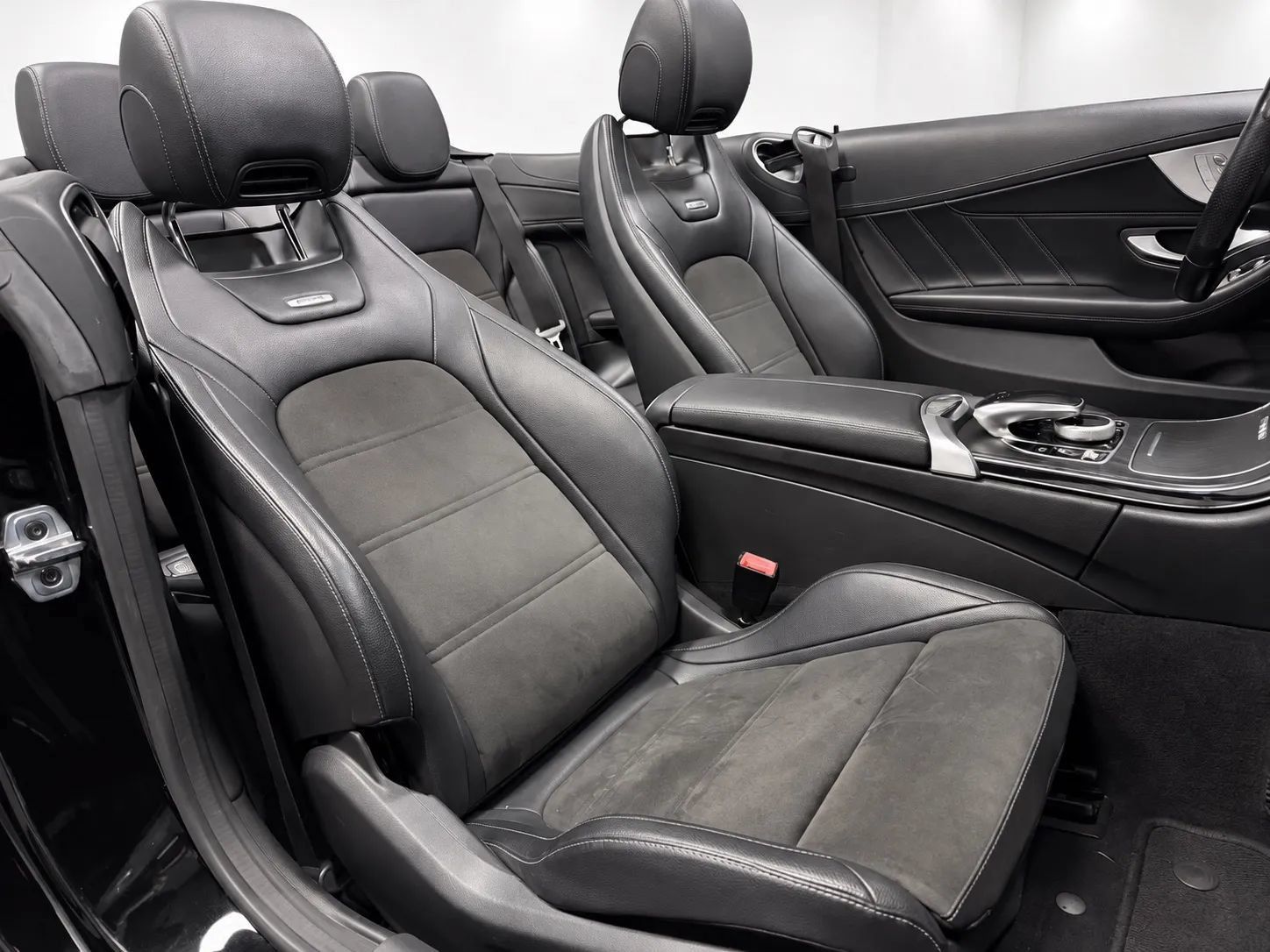 Used 2019 Mercedes-Benz C 63 AMG Cabriolet image 19
