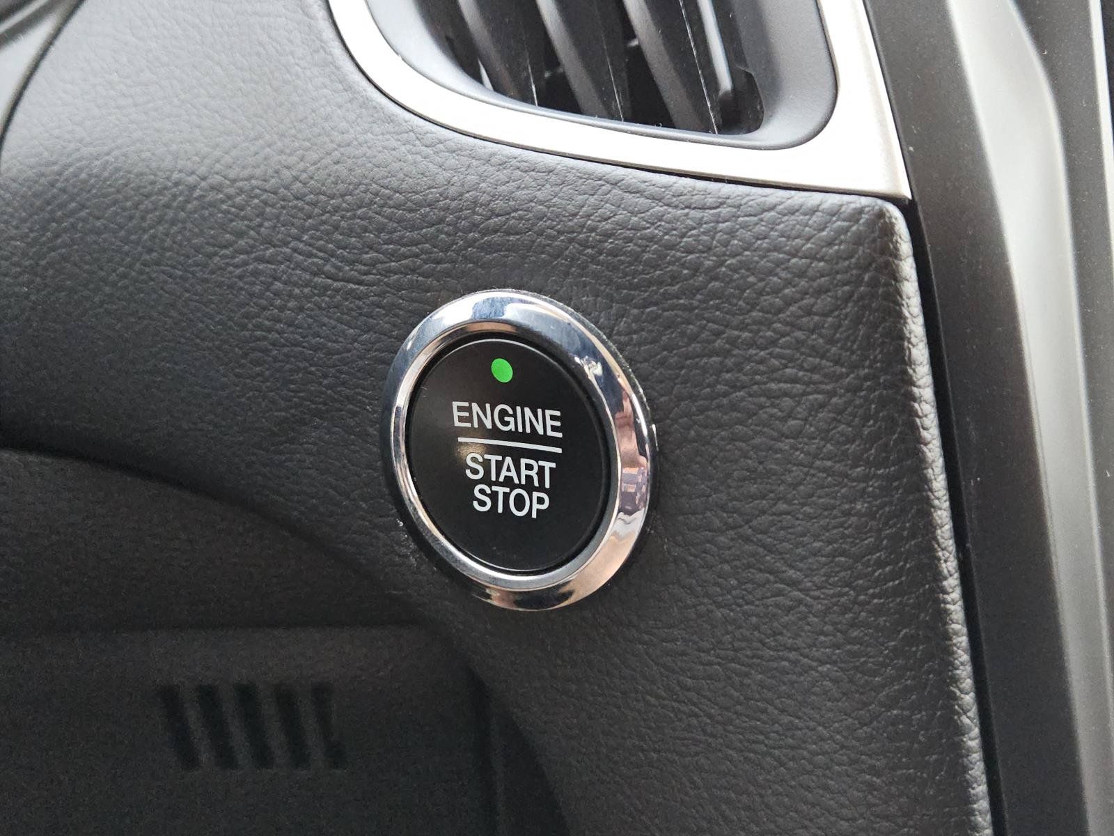 Used 2024 Ford Edge SEL AWD/4WD image 19