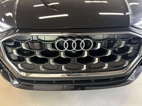 Used 2024 Audi SQ8 Prestige AWD/4WD image 12