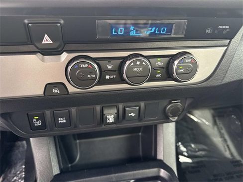 Used 2022 Toyota Tacoma SR5 w/ Technology Package image 24