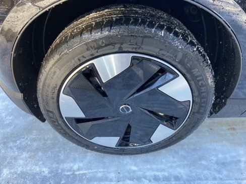 New 2026 Volvo EX30 Plus w/ Climate Package image 9