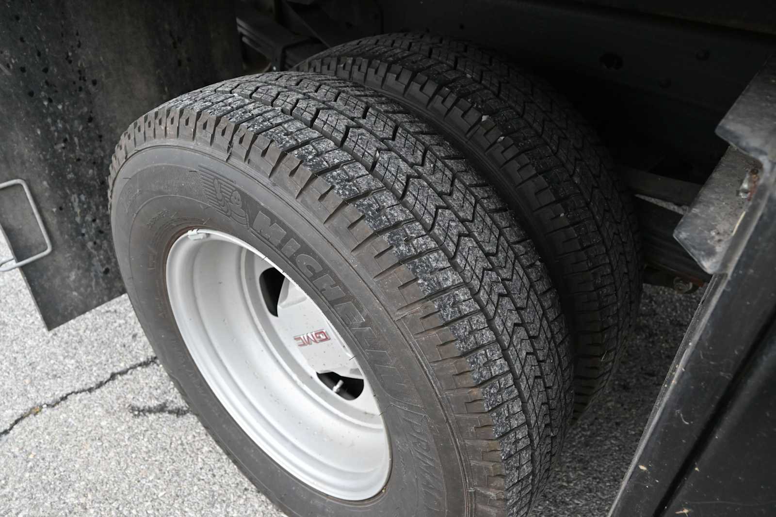 Used 2024 GMC Sierra 3500 Pro w/ Convenience Package AWD/4WD image 40