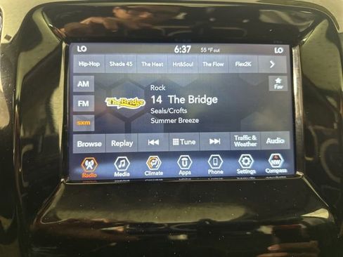 Used 2021 Jeep Compass Latitude w/ Sun and Sound Group AWD/4WD image 14