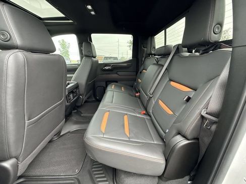 Used 2025 GMC Sierra 1500 AT4 w/ AT4 Premium Package AWD/4WD image 26