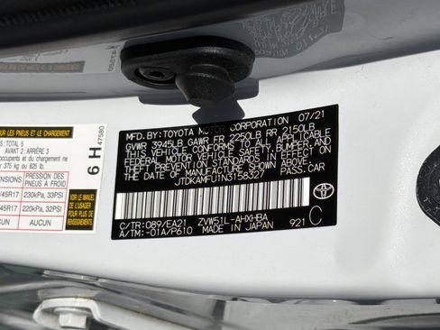 Certified 2022 Toyota Prius Limited image 34