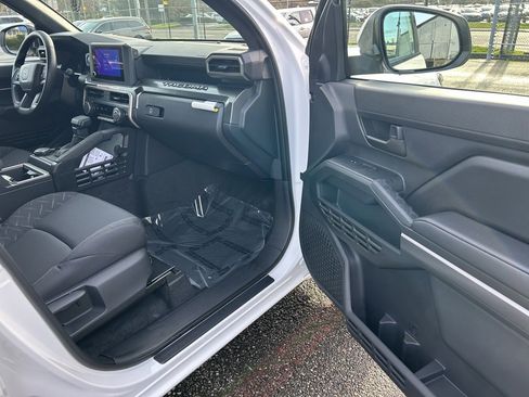 New 2026 Toyota Tacoma SR5 image 15