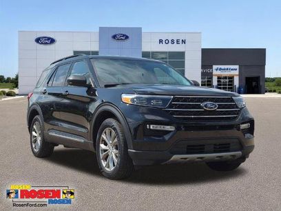 Certified 2023 Ford Explorer XLT w/ Equipment Group 202A