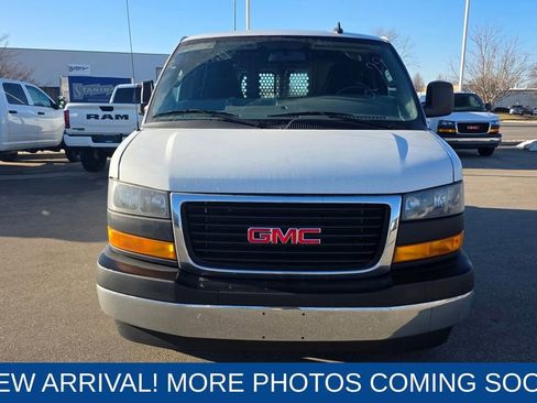 Used 2024 GMC Savana 2500 w/ Driver Convenience Package image 8
