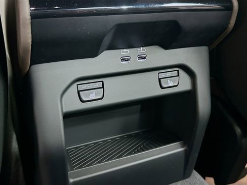 New 2026 BMW 540i xDrive image 33